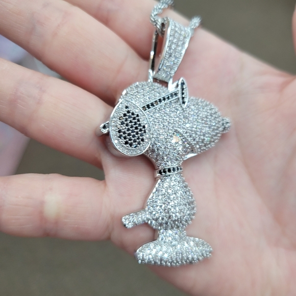 Brand New Snoopy Silver Stainless Steel Rhinestone Necklace - Picture 3 of 9